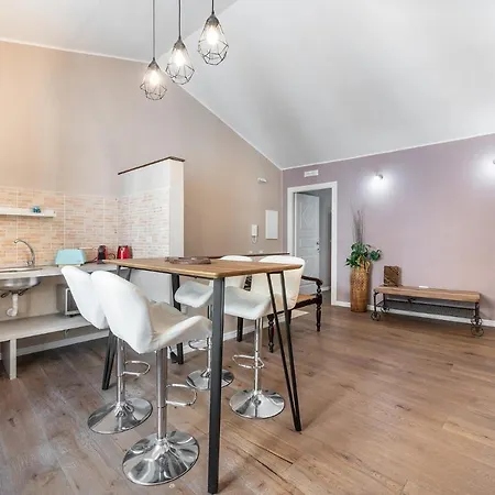 Promenade Boutique - Centre Apartment *